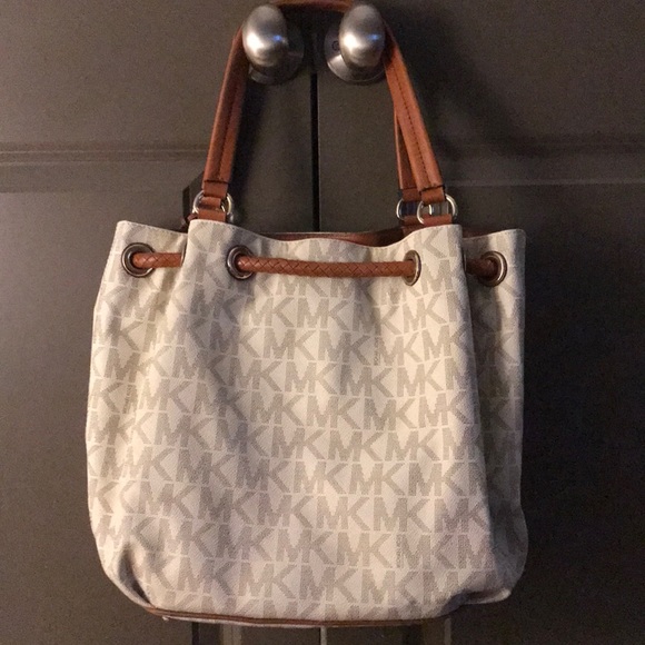 Michael Kors Hobo Bag - Picture 2 of 4